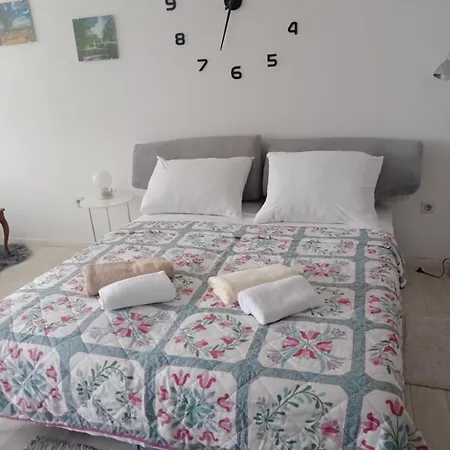 Lorica Apartment *