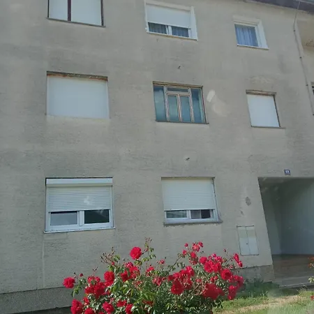 Lorica Apartment Gracac (Zadar)
